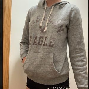 American eagle grey sweatshirt